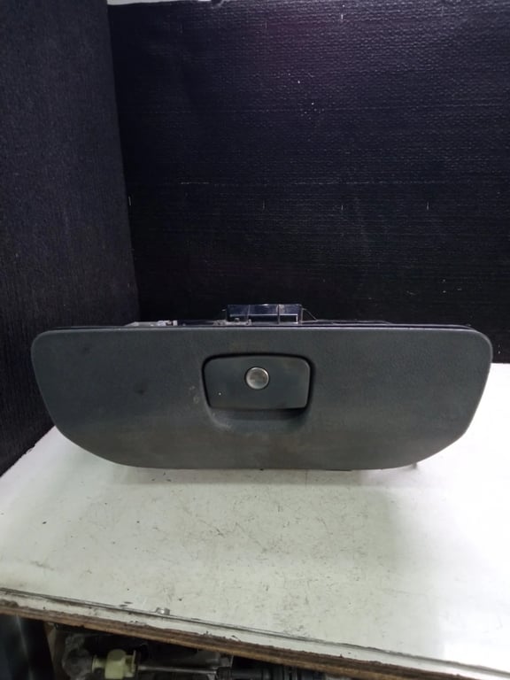 A9016800391 A9016800491 Mercedes Sprinter Glove box