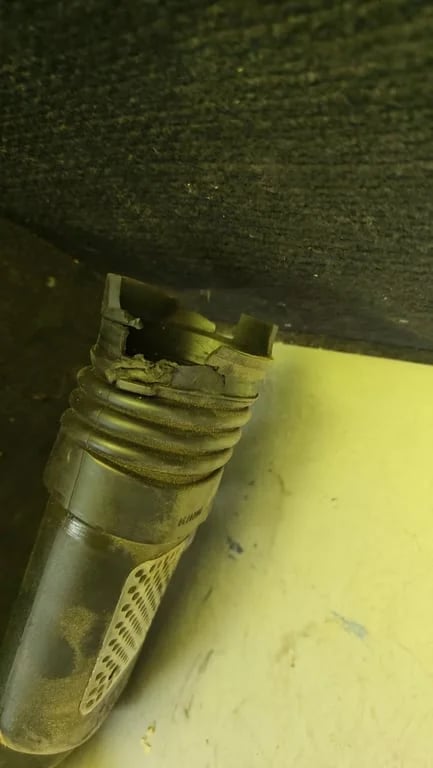 A6420943497 Air Inlet Intake Hose Pipe Tube for MB