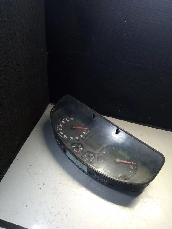 7H0920850G INSTRUMENT CLUSTER for VW T5