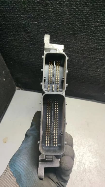 A6519005301 A6519013301 ECU for MB