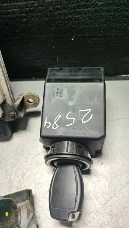 A6519000700 A9069003403 A0375456132 ECU for MB