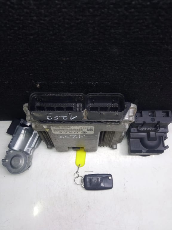 074906032BA A9069003803 HVW9064620130 VW CRAFTER ECU