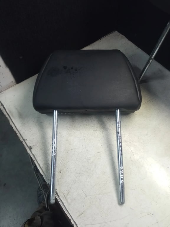 HEAD REST for VW CRAFTER 2010