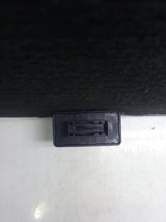 A6398201426 MB LIGHT CONTROL MODULE