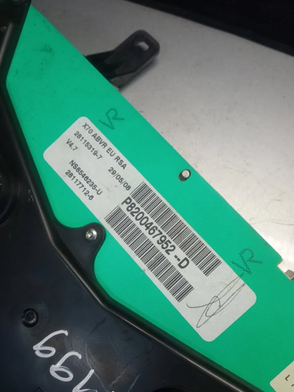 21670916 P8200467952 INSTRUMENT CLUSTER for RENAULT