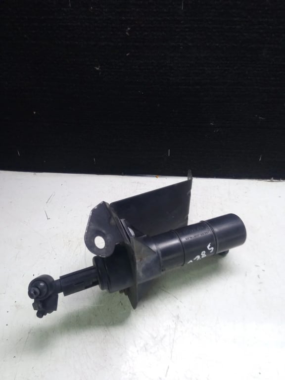 A9068690214 A9068600247 headlight washer spray nozzle
