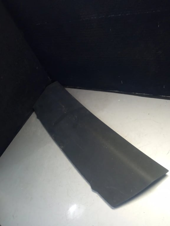 A6398840022 AIR FILTER COVER TRIM for MB