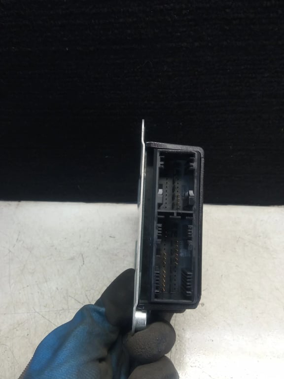 A0009010201 0285010900 ECU for MB