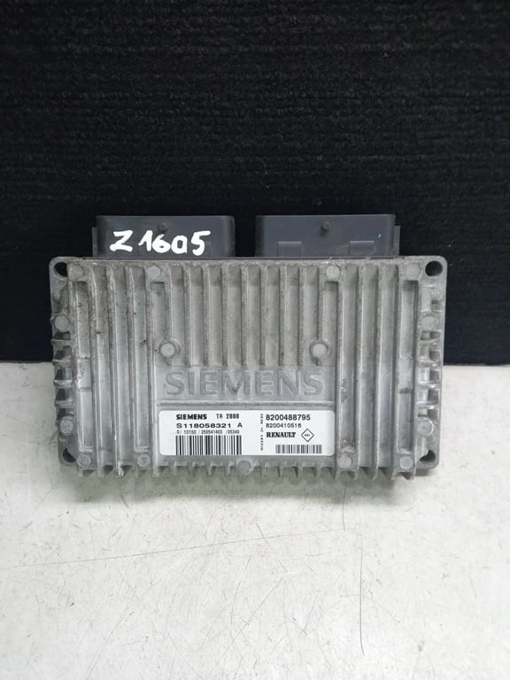 S118058321A 8200488795 ECU for RENAULT
