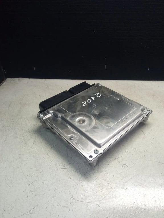 A6461501879 0281011876 1039S05776 ECU for MB