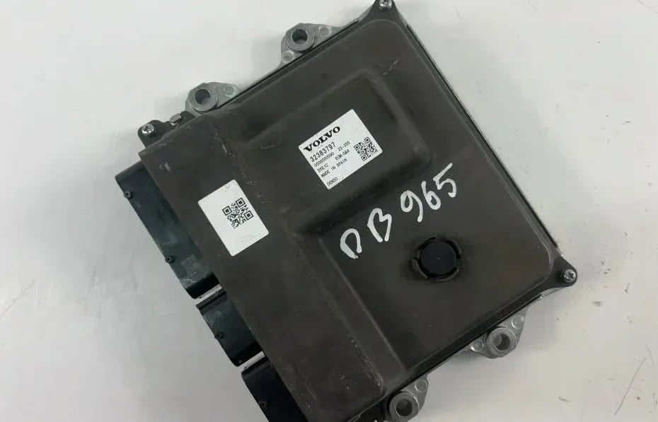 32383797 Volvo XC40 Engine control unit/module ECU, €333.00 | RRR - Volvo ING55466CAR
