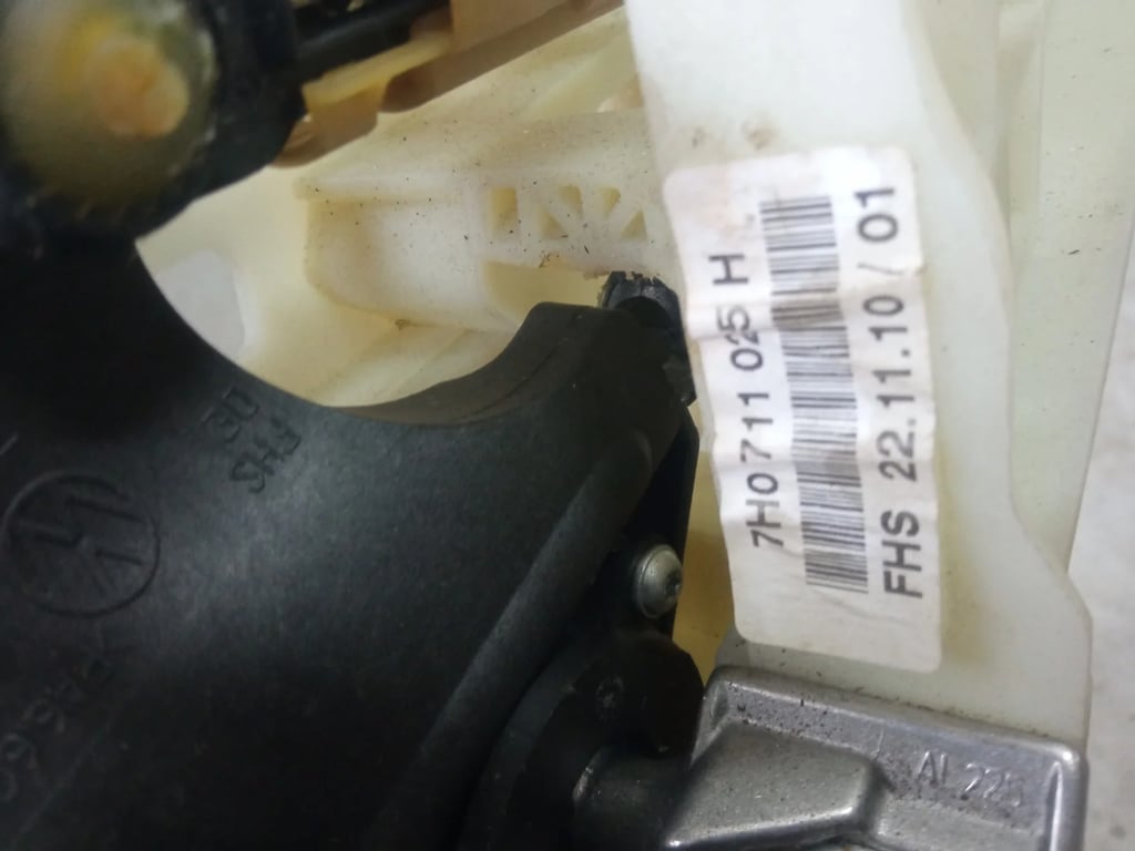 7H0711025H 7H1711877AG 7H0711116 GEARSHIFTER GEAR for VW