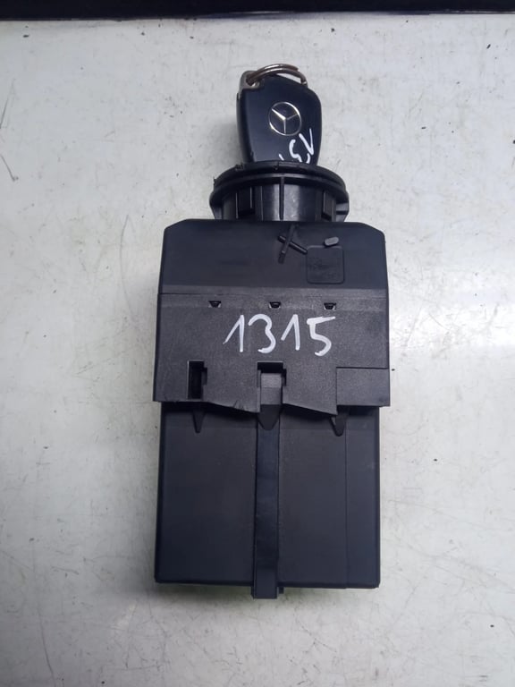 A6461507472 0281015064 A6395452108 A0355457732 ECU for MB