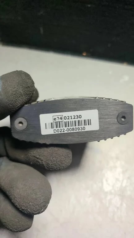 BRABUS D6 E320 211-736-00 E24 021230 D022-0080930