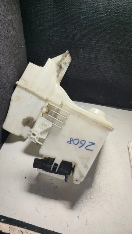 7H0955453L 1K5955651 WASHER FLUID TANK for VW