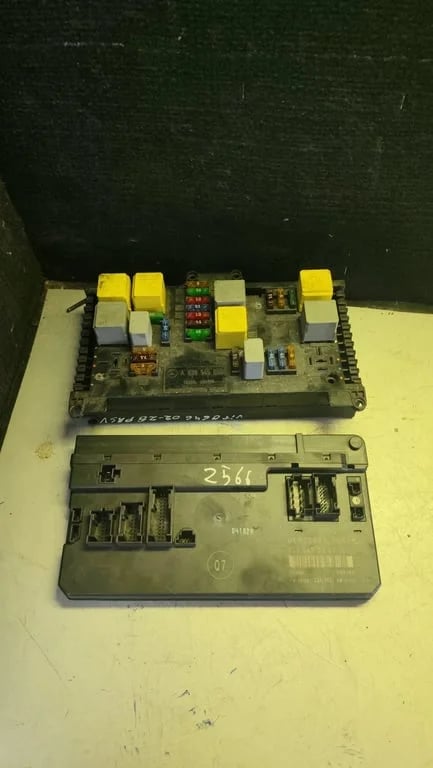 6395450301 A6395450101 FUSE BOX and SAM UNIT for MB