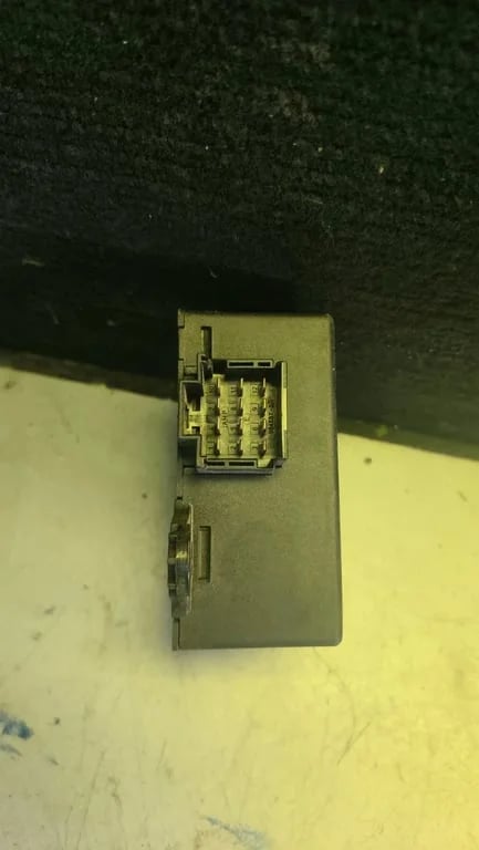 A1695453932 Tow bar trailer control unit/module for MB