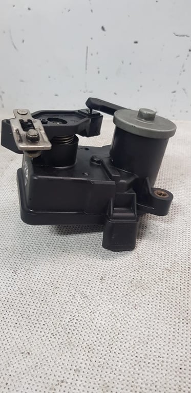 A6421500594 MERCEDES intake manifold actuator