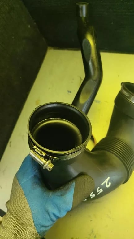 A6120160781 A6120940808 Turbo air intake inlet pipe/hose FOR MB ML 2.7