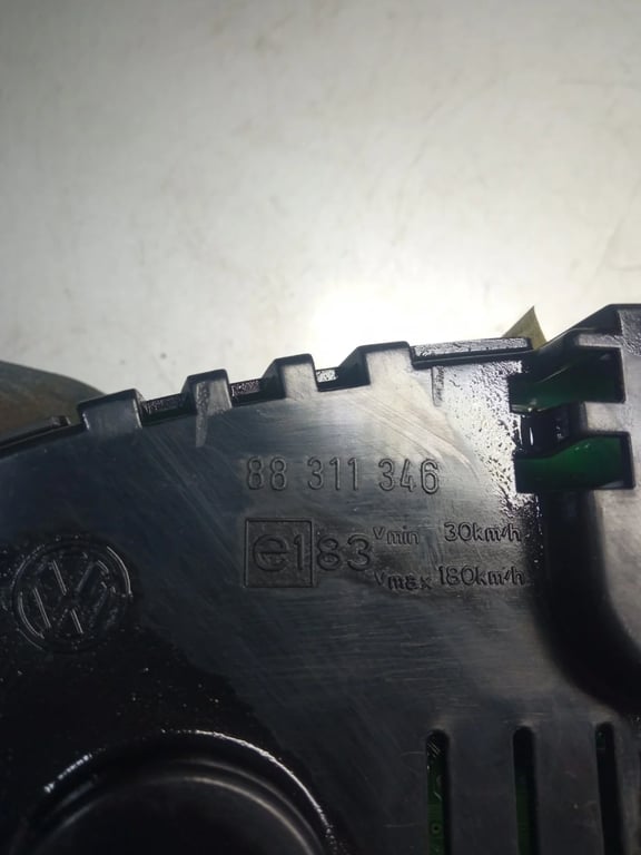88311346 INSTRUMENT CLUSTER for VW
