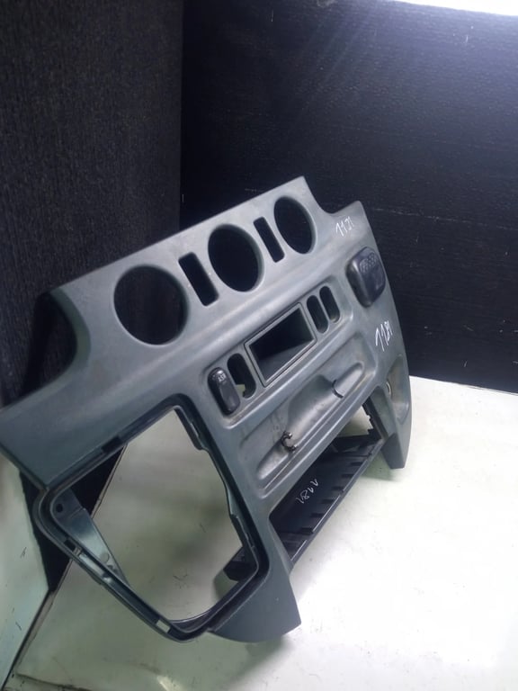 A9016890791 A9016893208 A9016801807 MB panel center part