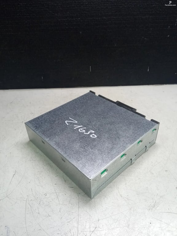 8ES00947920 0111480932 ECU for BMW
