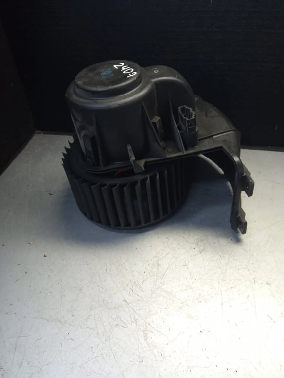 7E1820021 34710111 FAN HEATING for VW