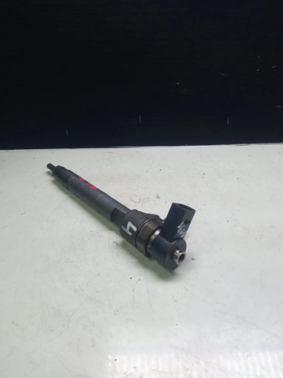 A6460700287 0445110 FUEL INJECTOR for MB VITO