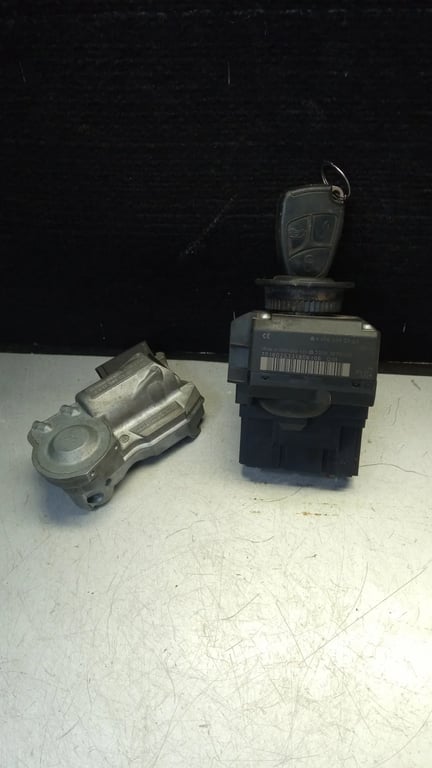 A9069050700 A0375456132 IGNITION SWITCH for MB