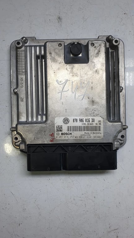 070906016DQ 0281014253 1039S23742 ECU for VW