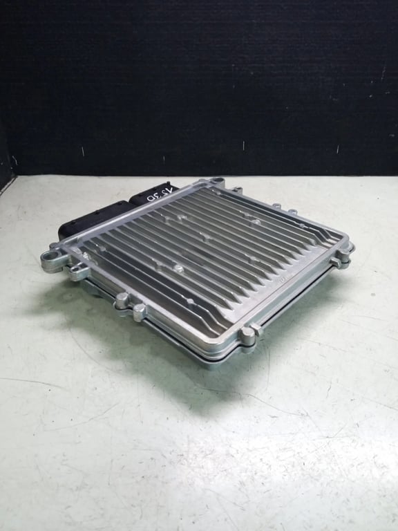 A6461501077 0281014187 1039S20832 ECU for MB VITO