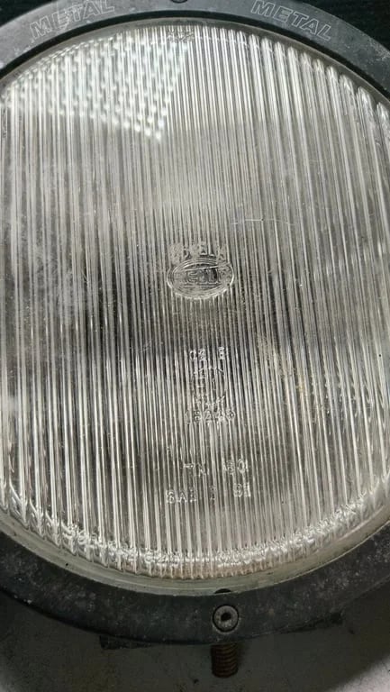 301141820 18245 Headlight/headlamp HELLA