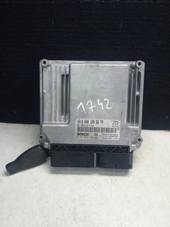 A6461506679 0281012228 ECU for MB with 1 KEY