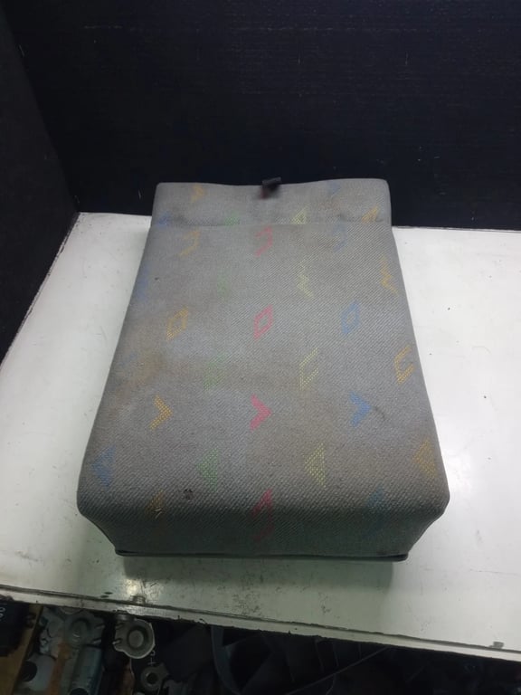 VW CRAFTER back seat arm rest with cup holders