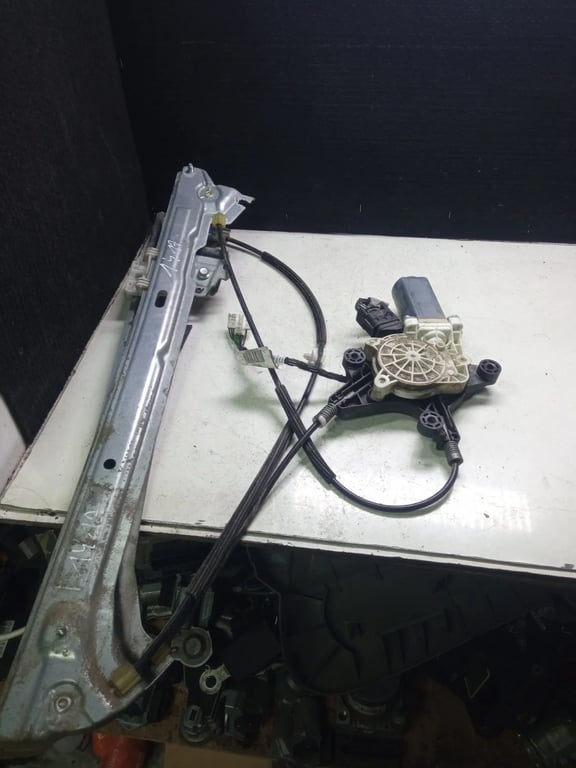 A6395406809 928795-101 774-60266-01 MB Window Regulator