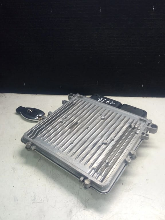 A6421504477 0281013990 ECU for MB with 1 KEY