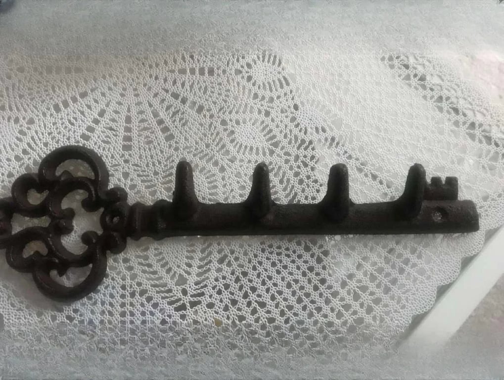 Ketaus kabyklėlė raktams - Image 4