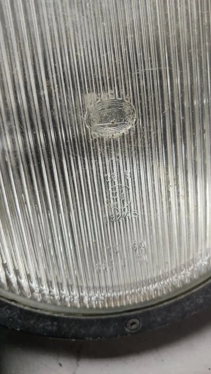301141820 18245 Headlight/headlamp HELLA