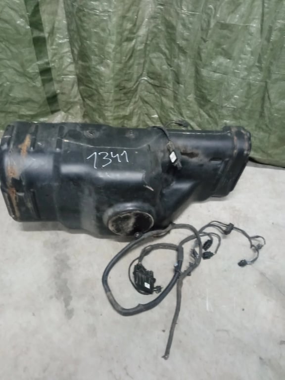 A9064700604 0928404008 506063299051 1471408 ADBLUE tank
