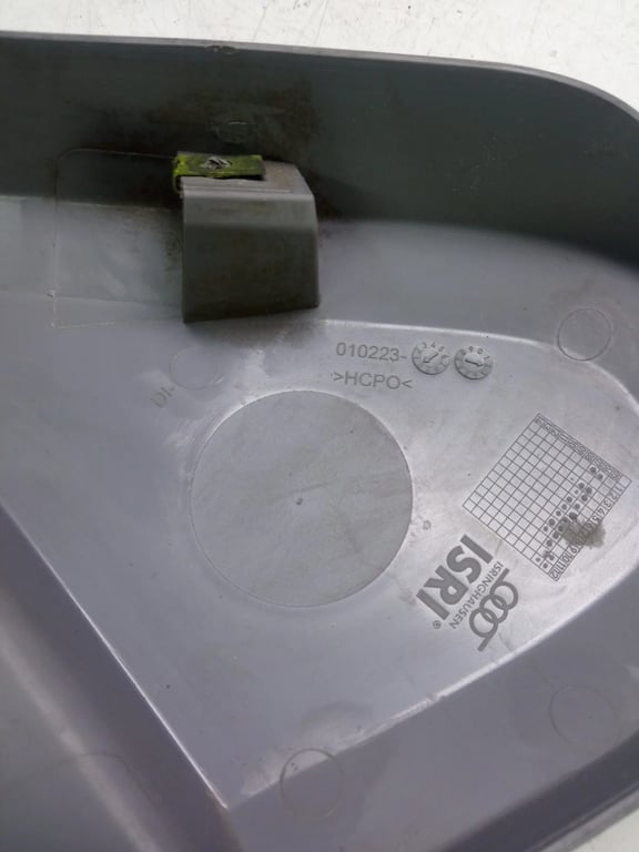 010223 MB cover plastic