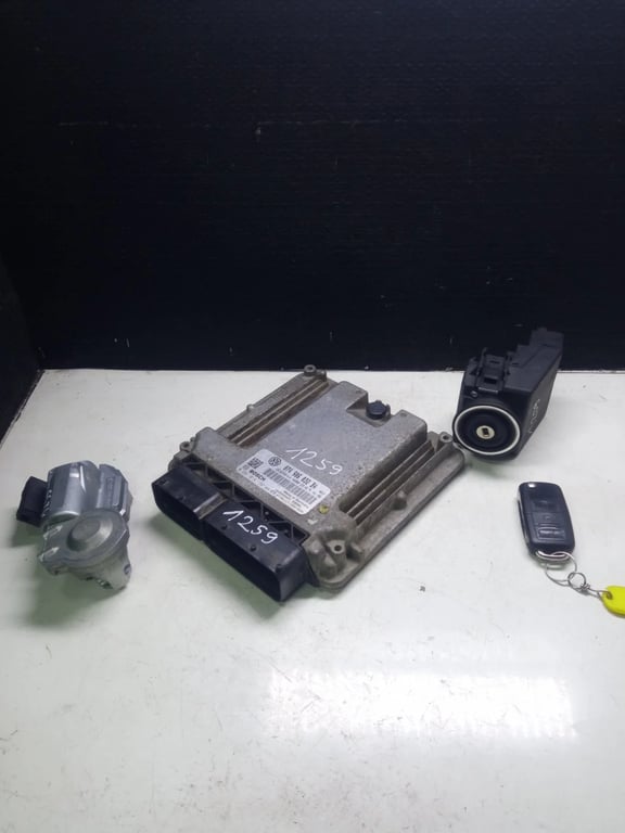 074906032BA A9069003803 HVW9064620130 VW CRAFTER ECU