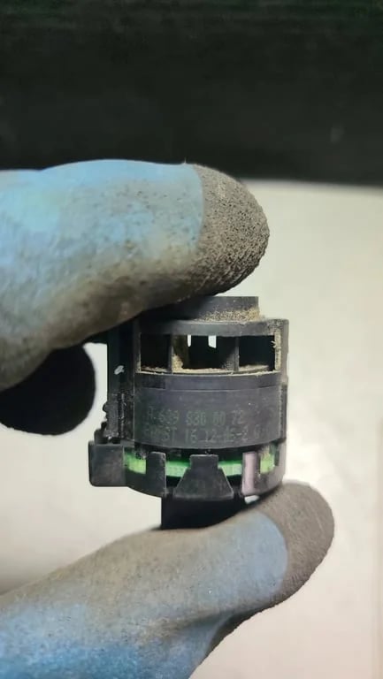 A6398300072 9341706103 Interior temperature sensor for MB