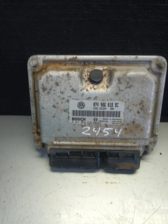 074906018BC 0281010639 28SA5168 ECU for VW