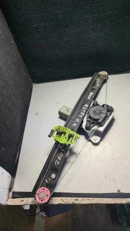 71002603 Rear door window regulator with motor for BMW