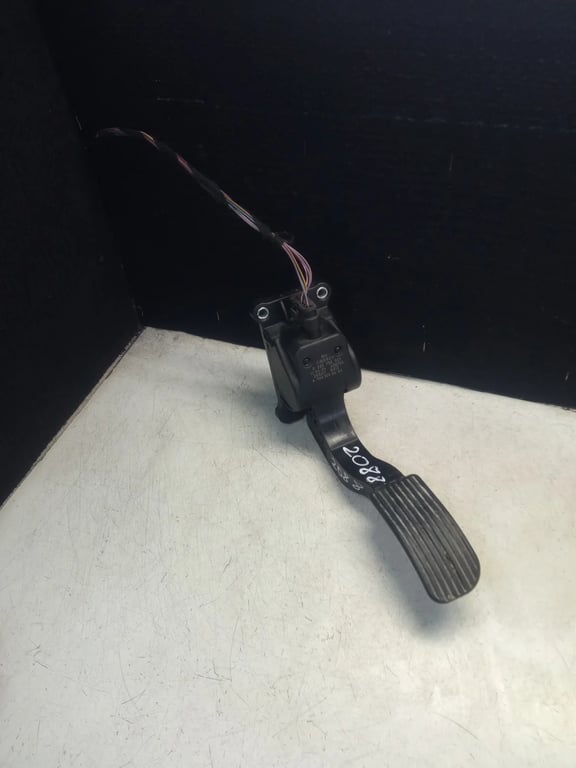 A9063000404 0280755023 ACCELERATOR PEDAL for MB