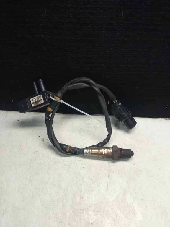 070906262 1928404687 076906051A LAMBDA OXYGEN SENSOR