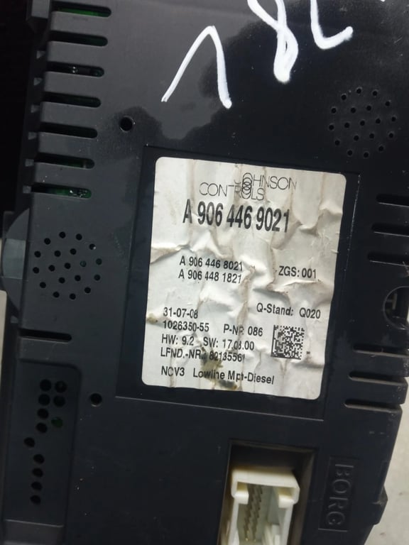 A9064469021 INSTRUMENT CLUSTER for MB