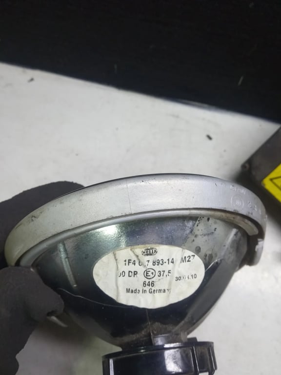 50V 00776047 1F4007893-14 XENON CONTROL UNIT AND SPOTLIGHT