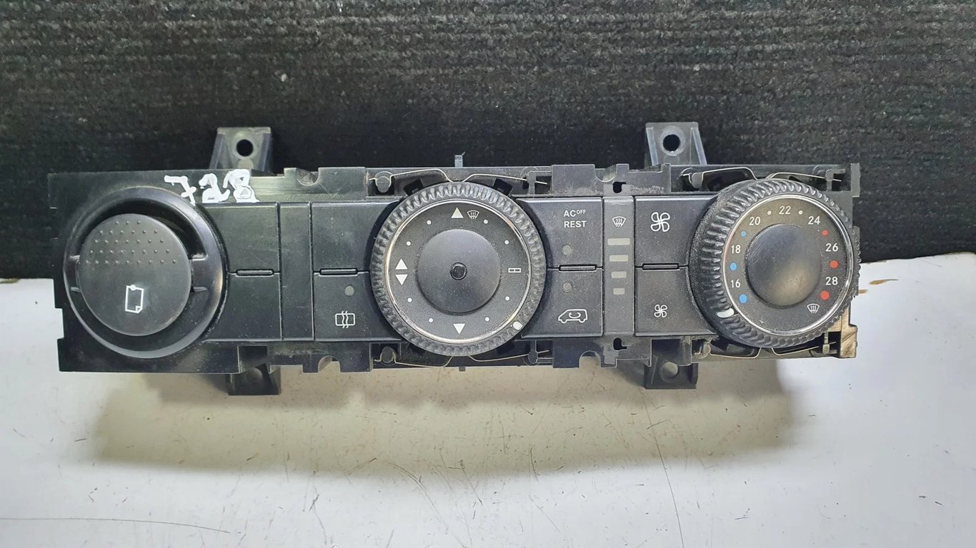 5HB009012-02 A9068301085KZ MB climate control unit