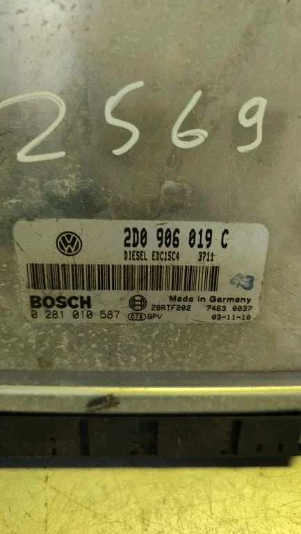 2D0906019C 0281010587 2D0953257 ECU for VW